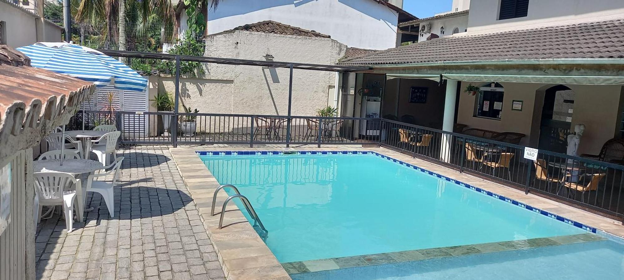 Pousada Parque Suites Estacionamento E Piscina Guaruja Luaran gambar