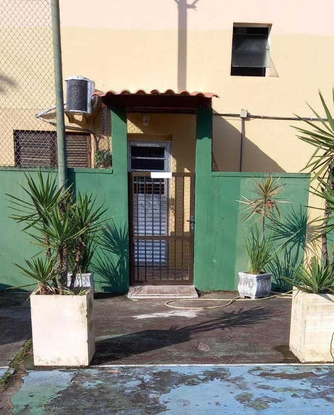 Pousada Parque Suites Estacionamento E Piscina Guaruja Luaran gambar