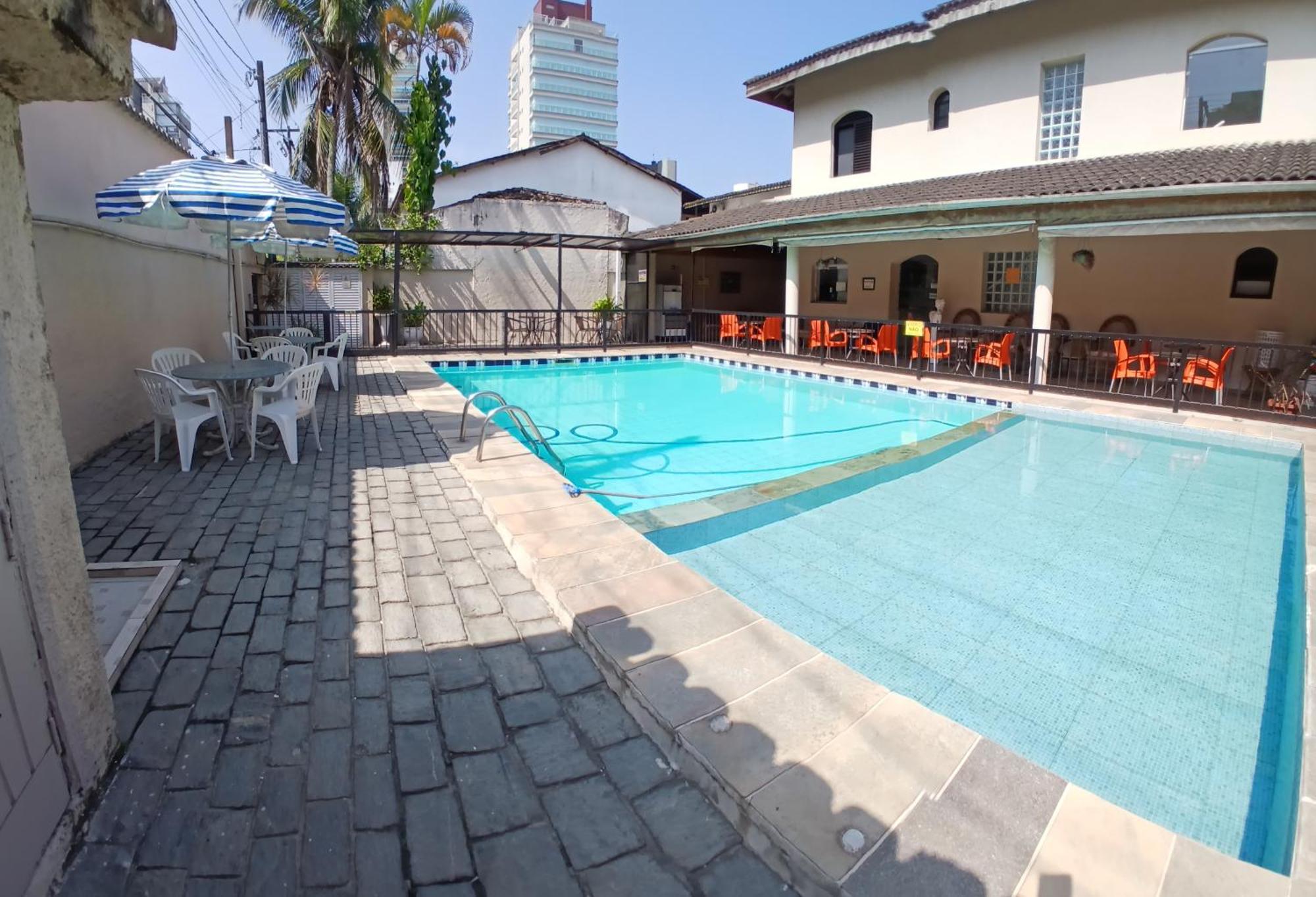 Pousada Parque Suites Estacionamento E Piscina Guaruja Luaran gambar